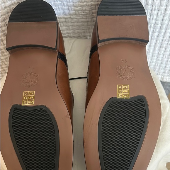 Elegant Black and Brown Men's Oxfords - Picture 5 of 15